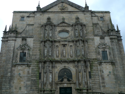 Fachada de la iglesiade San Martín Pinario